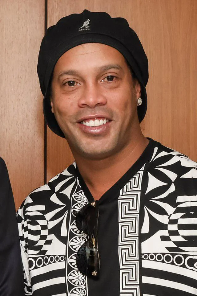 Ronaldinho dişleri